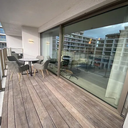 Modern In With Terrace Appartement *